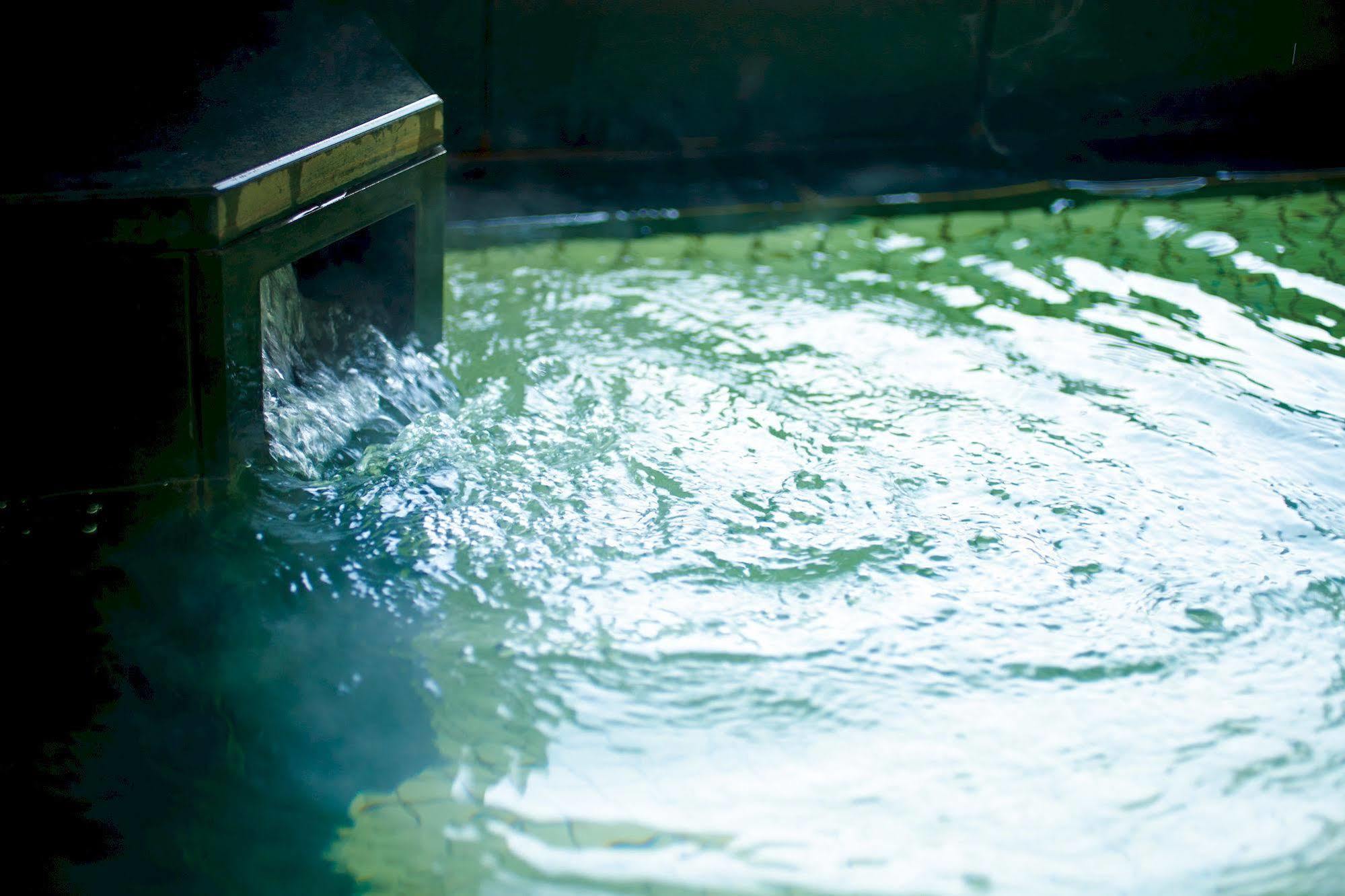 Natural Hot Spring Midosuji Hotel Osaka Exterior foto